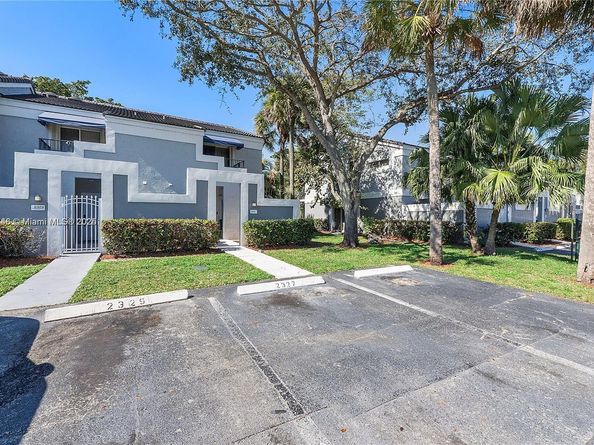 2326 SW 82nd Ter, North Lauderdale FL 33068