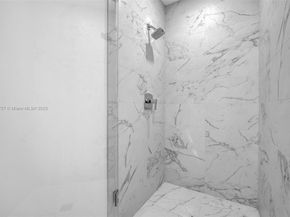 17550 collins Ave 704, Sunny Isles Beach FL 33160