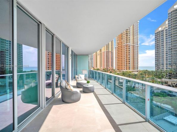 17550 collins Ave 704, Sunny Isles Beach FL 33160