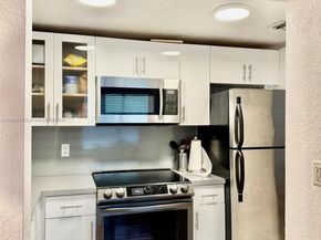 7326 Collins Ave 105, Miami Beach FL 33141