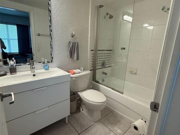 7326 Collins Ave 105, Miami Beach FL 33141