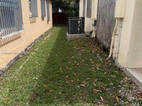 75 NW 3rd St, Homestead FL 33030