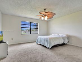 640 Fairfax Ave, Davie FL 33325