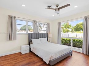 1761 NE 55th St, Fort Lauderdale FL 33334