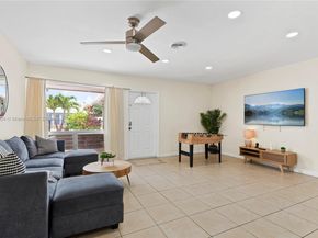 1761 NE 55th St, Fort Lauderdale FL 33334