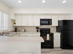 1761 NE 55th St, Fort Lauderdale FL 33334