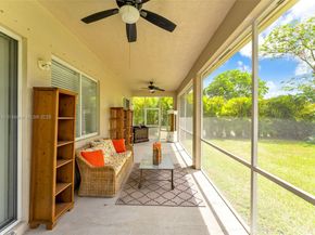 2819 Augusta Ln, Homestead FL 33035
