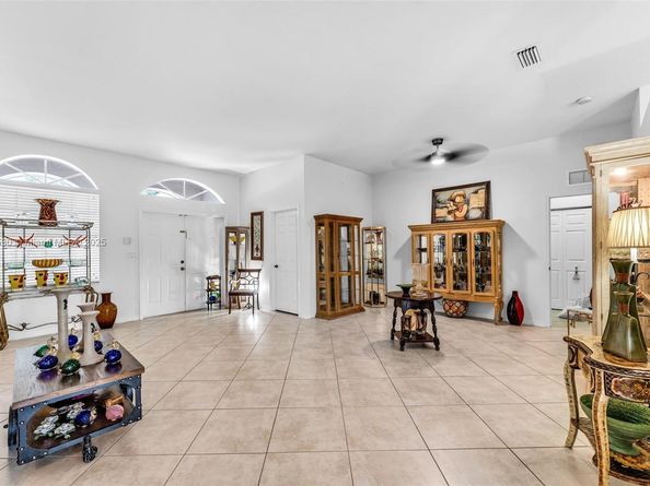 2819 Augusta Ln, Homestead FL 33035