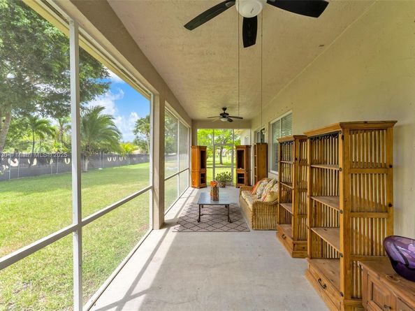 2819 Augusta Ln, Homestead FL 33035