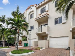 21399 Marina Cove Cir 14, Aventura FL 33180