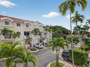 21399 Marina Cove Cir 14, Aventura FL 33180