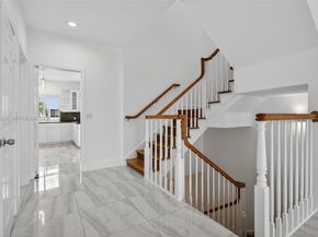 21399 Marina Cove Cir 14, Aventura FL 33180