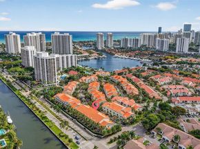 21399 Marina Cove Cir 14, Aventura FL 33180