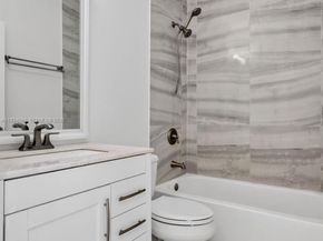 21399 Marina Cove Cir 14, Aventura FL 33180