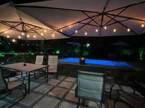 1430 NE 149th St, Miami FL 33161