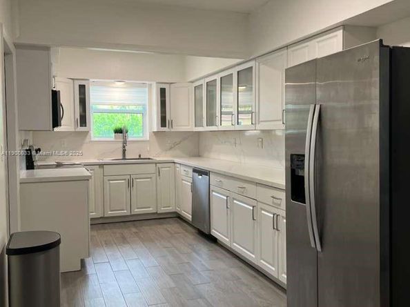 1430 NE 149th St, Miami FL 33161