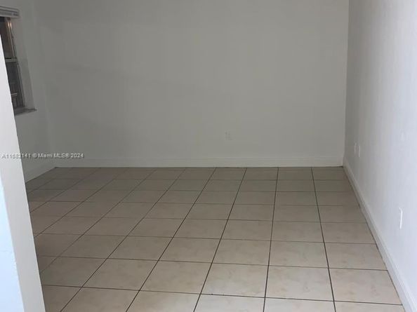 16118 NE 21st Ave 16, North Miami Beach FL 33162