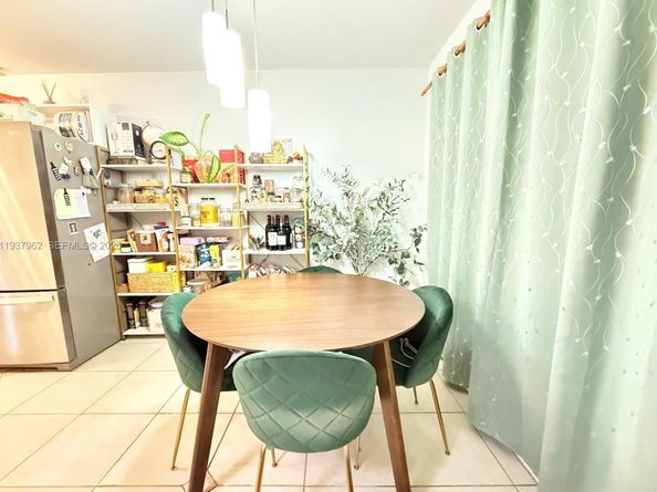 3330 Atlanta St 14C, Hollywood FL 33021