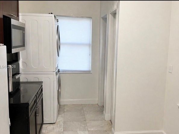 15206 NE 8th Ave, Miami FL 33162