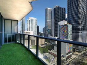 45 SW 9th St 1504, Miami FL 33130