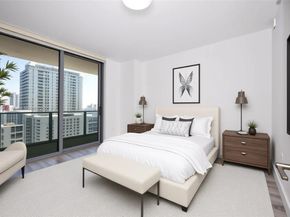 45 SW 9th St 1504, Miami FL 33130