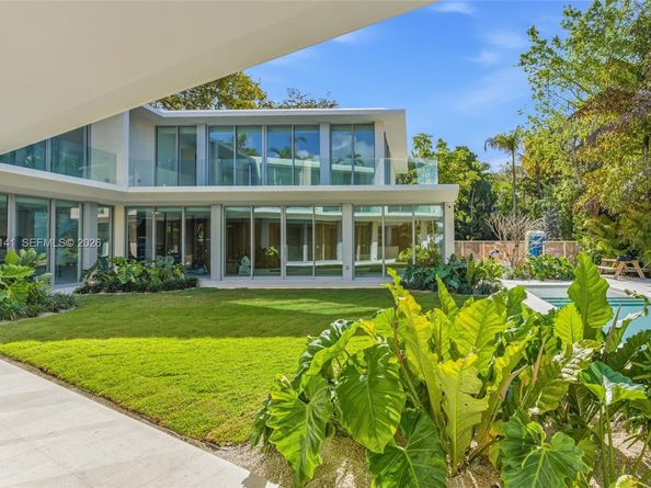 4280 Ingraham Hwy, Miami FL 33133