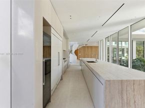 4280 Ingraham Hwy, Miami FL 33133