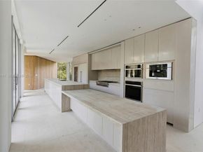 4280 Ingraham Hwy, Miami FL 33133