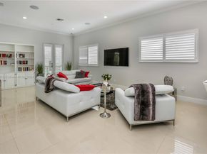 645 NE 9th Ave, Fort Lauderdale FL 33304