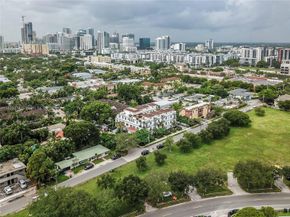 645 NE 9th Ave, Fort Lauderdale FL 33304