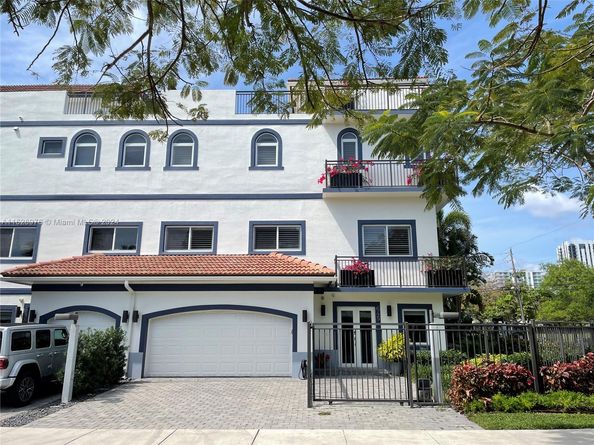 645 NE 9th Ave, Fort Lauderdale FL 33304