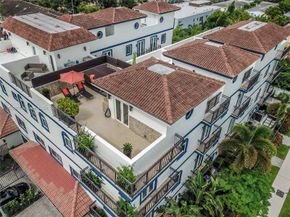 645 NE 9th Ave, Fort Lauderdale FL 33304