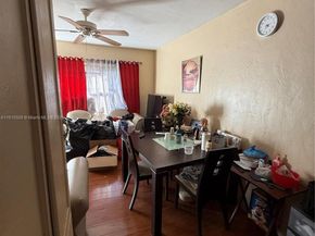 551-553 NE 133rd St, North Miami FL 33161