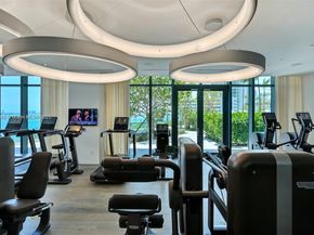 650 NE 32nd St 4203, Miami FL 33137