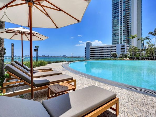 650 NE 32nd St 4203, Miami FL 33137