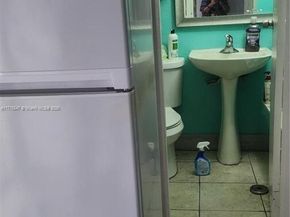 310 N 72nd Ter, Hollywood FL 33024