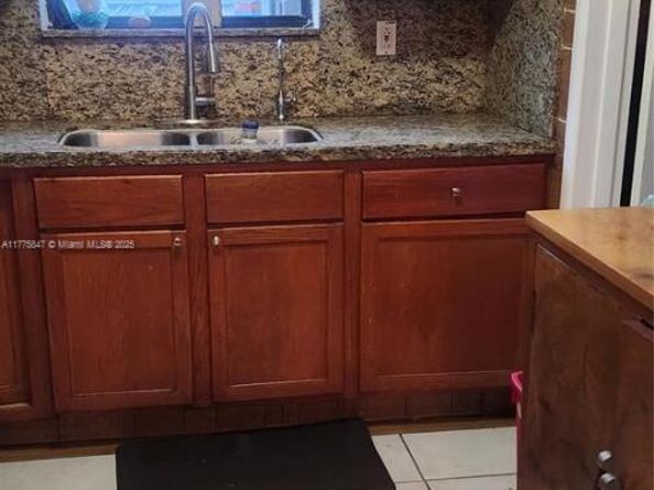 310 N 72nd Ter, Hollywood FL 33024