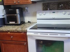 310 N 72nd Ter, Hollywood FL 33024