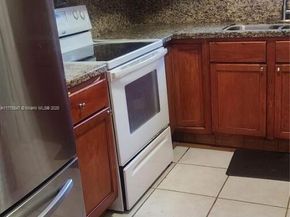 310 N 72nd Ter, Hollywood FL 33024
