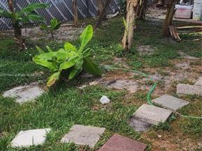 310 N 72nd Ter, Hollywood FL 33024