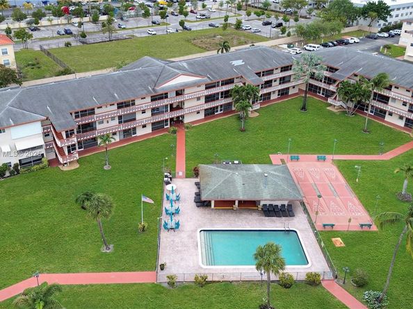 5300 Washington St O224, Hollywood FL 33021