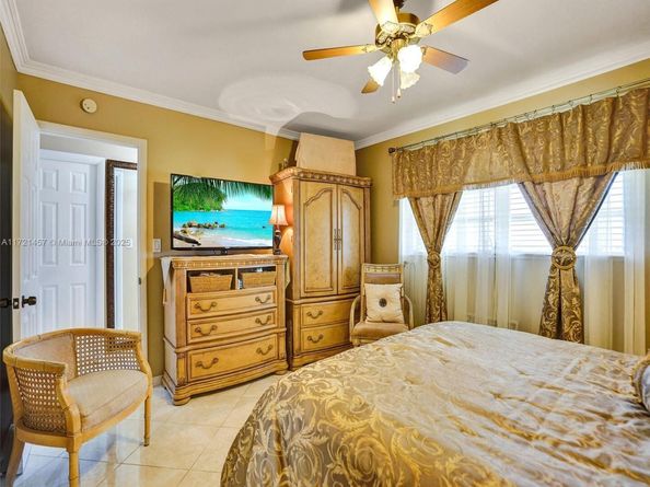 16801 NE 13th Ave 308, Miami FL 33162