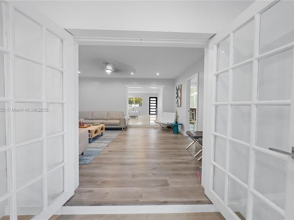 6423 SW 107th Pl, Miami FL 33173