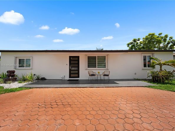 6423 SW 107th Pl, Miami FL 33173