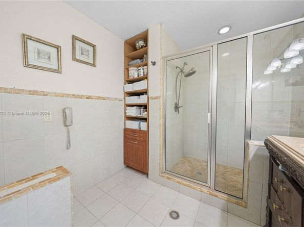 6423 SW 107th Pl, Miami FL 33173