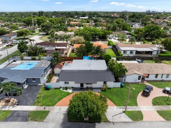 6423 SW 107th Pl, Miami FL 33173