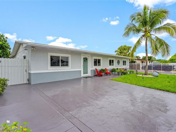 11740 SW 182nd Ter, Miami FL 33177