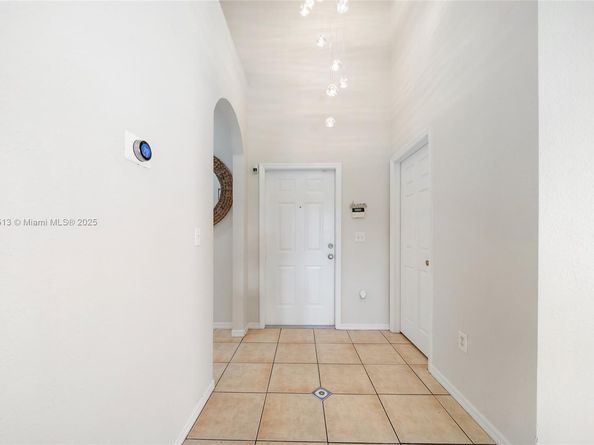 2111 SE 14th Cir, Homestead FL 33035