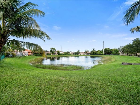2111 SE 14th Cir, Homestead FL 33035