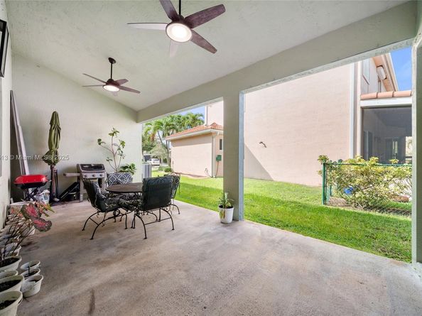 2111 SE 14th Cir, Homestead FL 33035